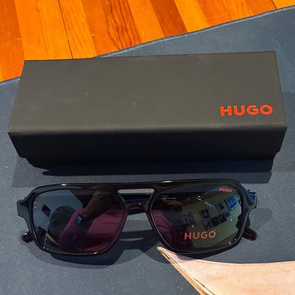 HUGO Other - HUGO Black Aviator Sunglasses-Brand new!